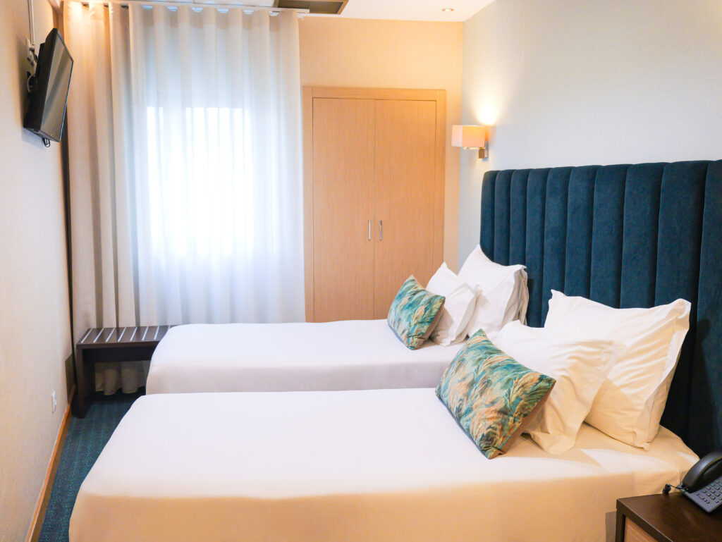 QUARTO DUPLO | TWIN